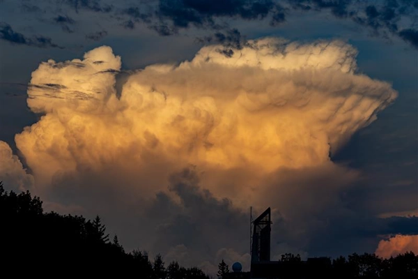 Storm cloud over Robin Hall